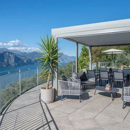 Villa 4br With Pool And Views - What'app - 0034-635-518-216 - For Reservations! *